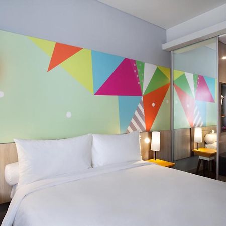 Ibis Styles Jakarta Sunter Buitenkant foto