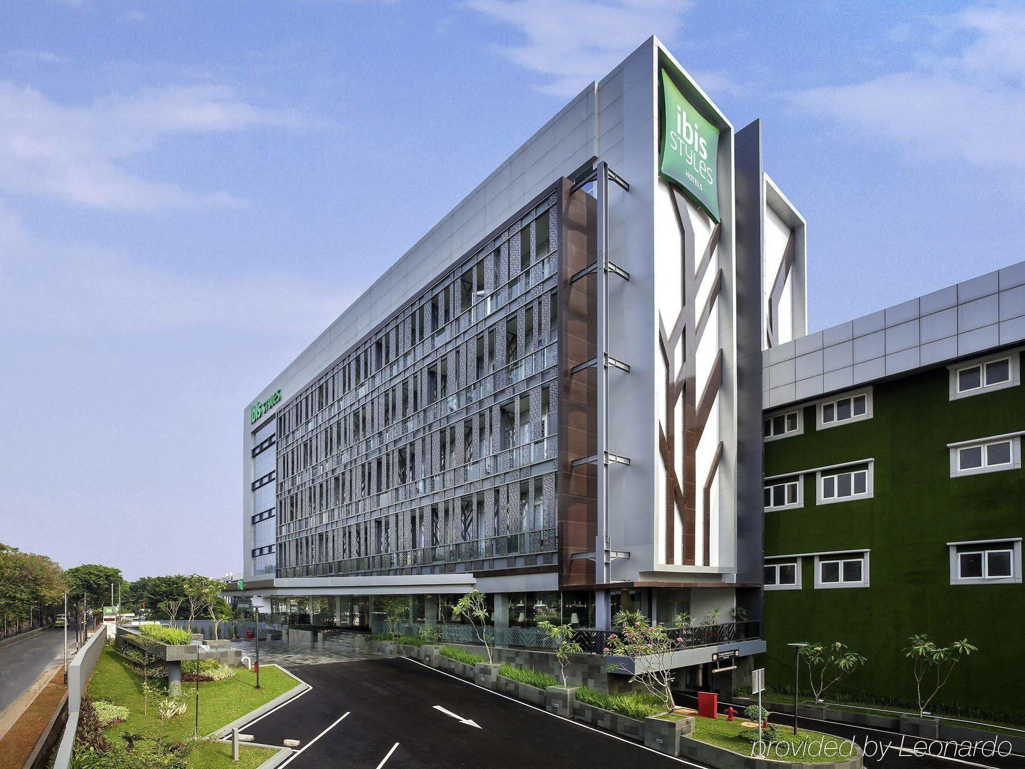 Ibis Styles Jakarta Sunter Hotel Buitenkant foto