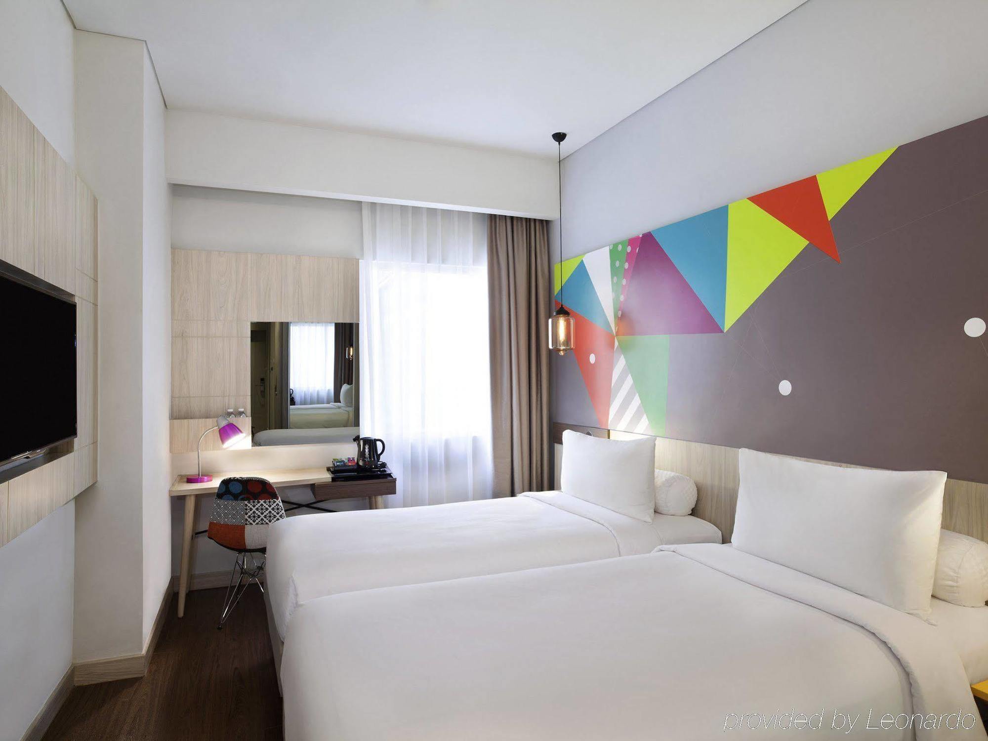 Ibis Styles Jakarta Sunter Hotel Buitenkant foto